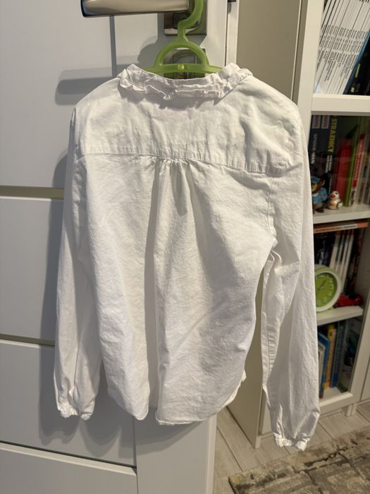 Biała koszula dziewczęca 140. Lincoln and Sharks.