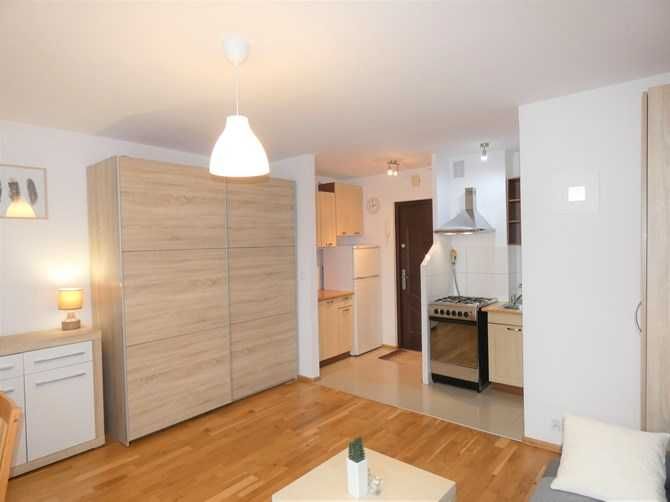 Bora-Komorowskiego 87A, kawalerka z balkonem