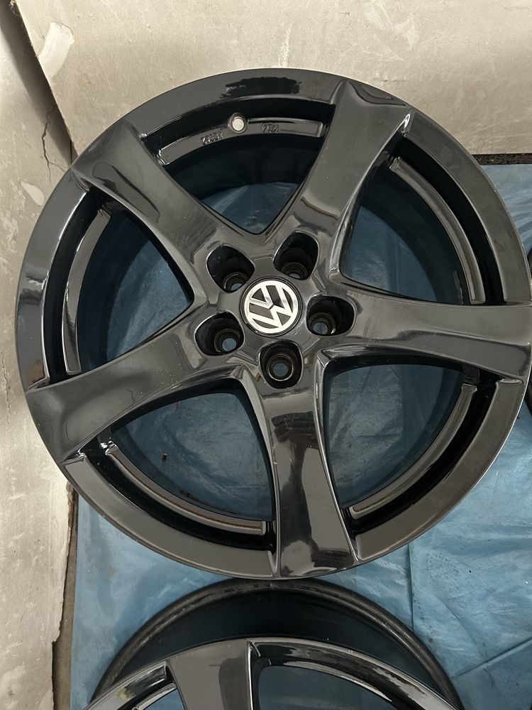 412 Felgi Aluminiowe Volkswagen Golf IV VW Polo R 17 5x100 Czarne