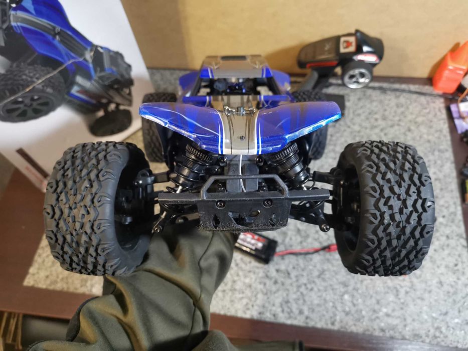 RC машинка Redcat Blackout XBE Pro Brushless трагі безколекторна 1/10