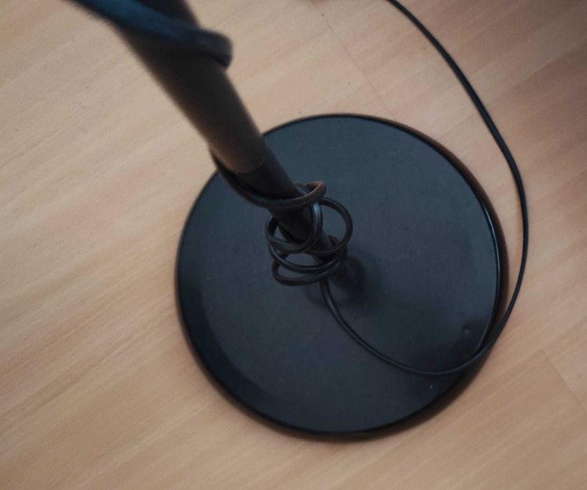 Candeeiro IKEA TAGARP preto duas lâmpadas