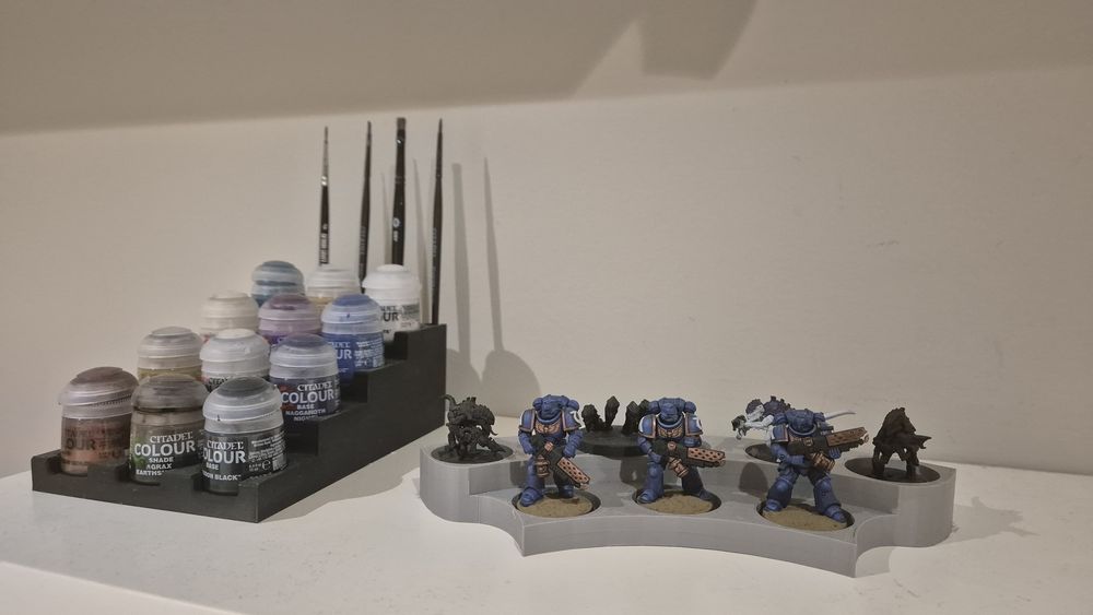 2 Set Warhanmer and colors
