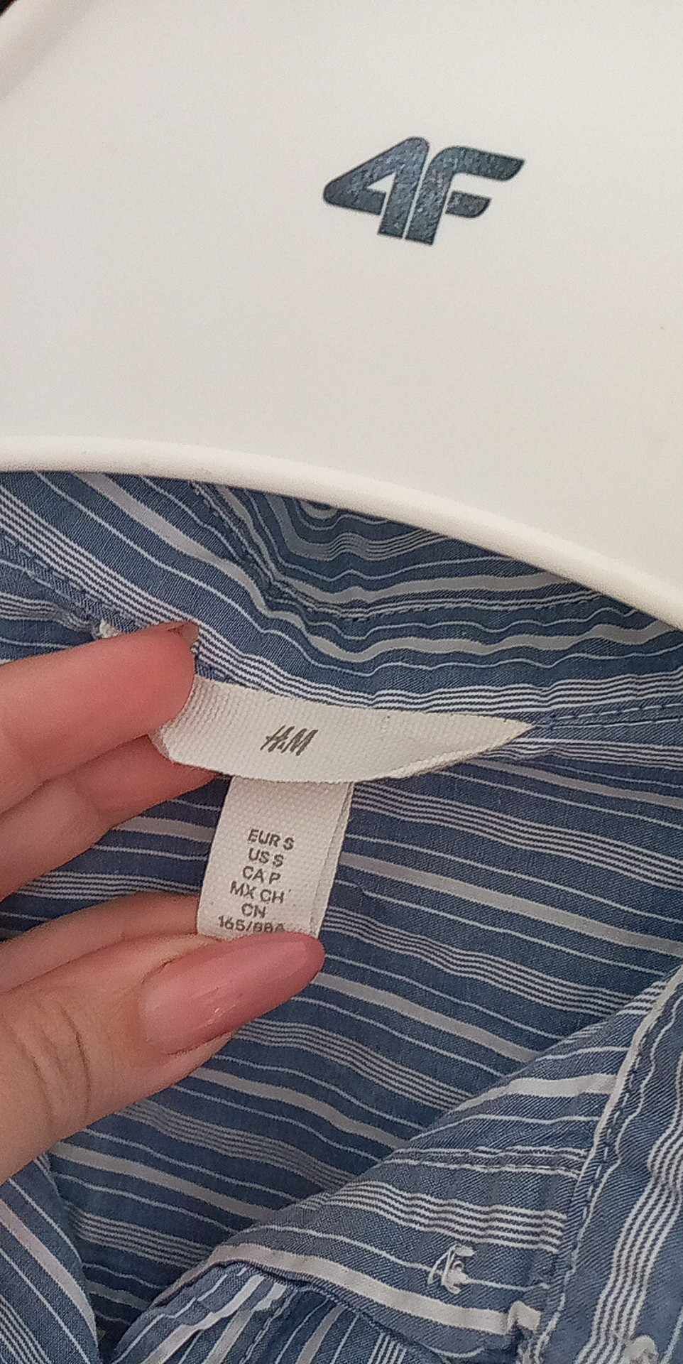 H&M S-M luźna sukienka szmizjerka niebieska w paski midi