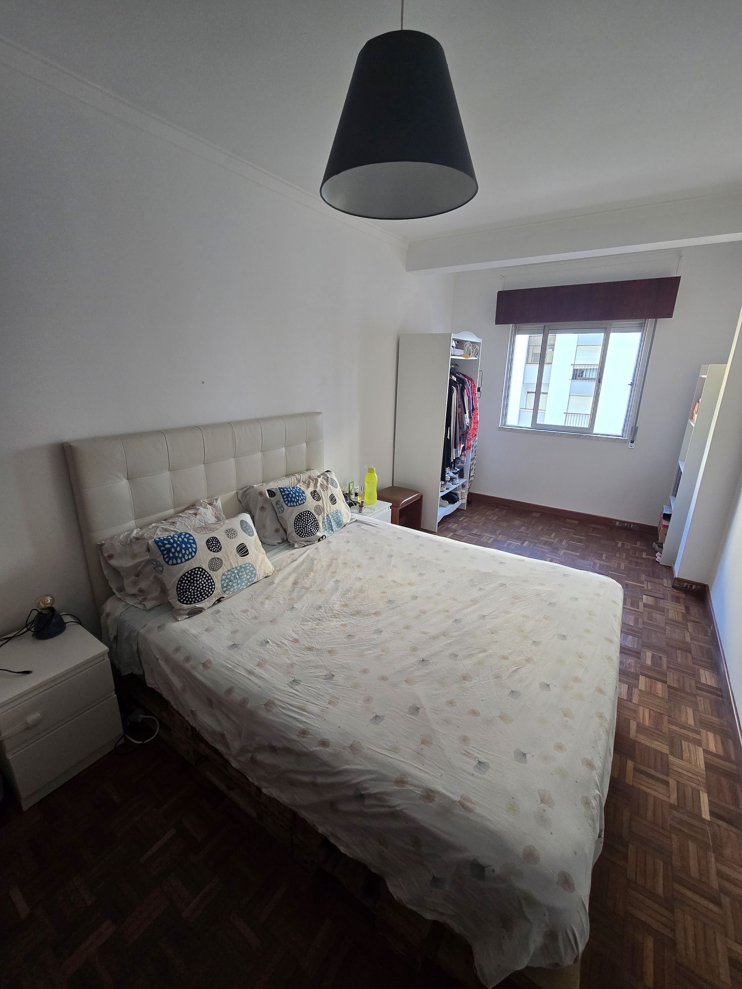 Quarto individual para Alugar