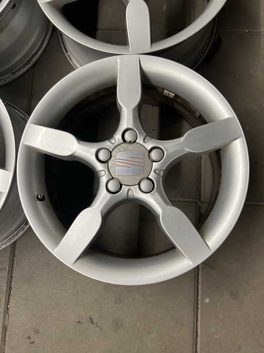 Felgi aluminiowe oryginalne 7Jx17H2 ET54 5x112 Seat Leon 2 Altea