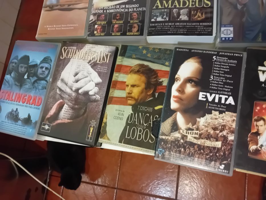 Conjunto de 28 Cassetes Vhs Diversas