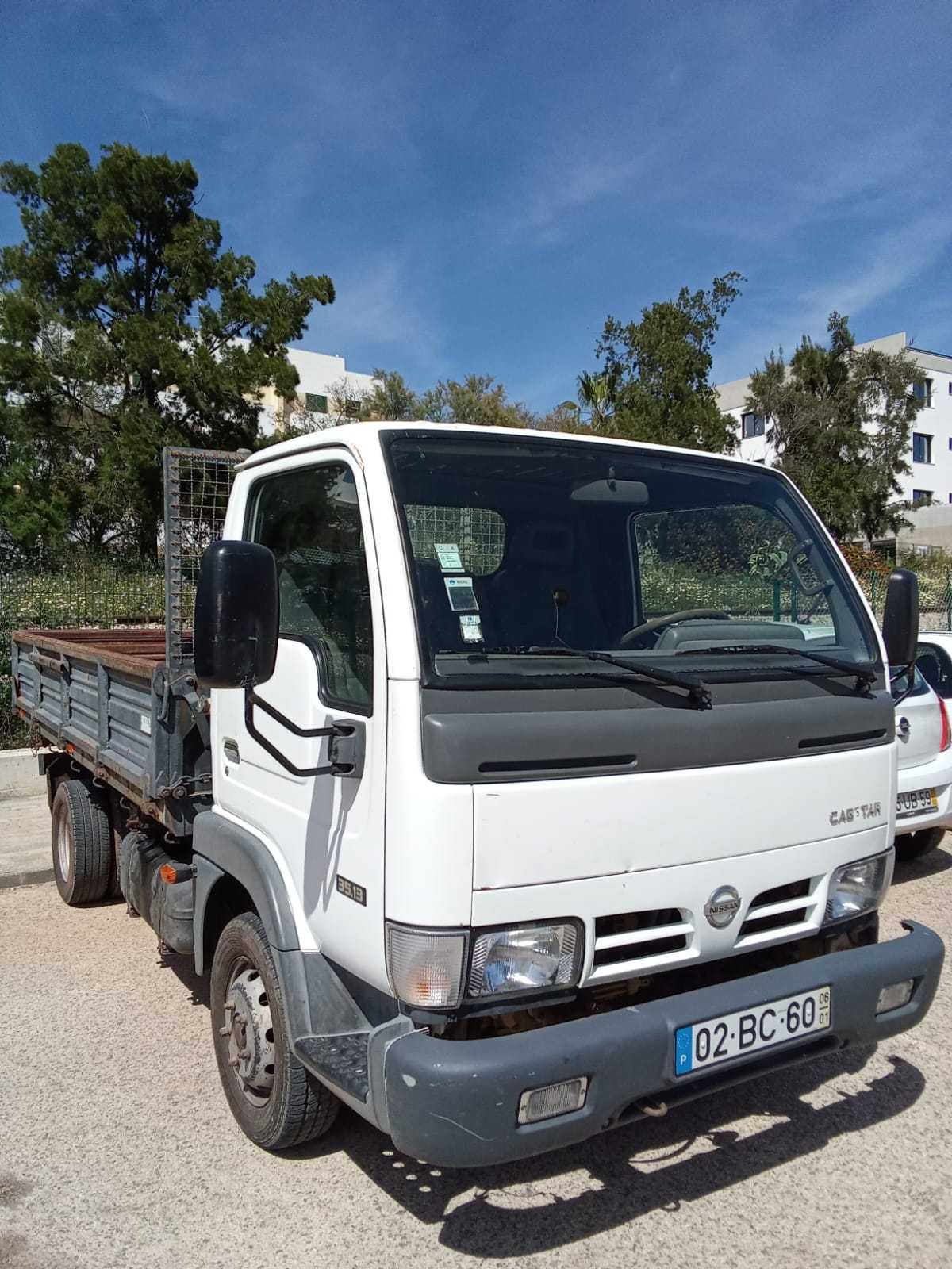 Alugo carrinha de caixa aberta no Algarve