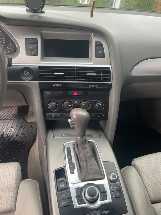 Ауді а6с6 2.0бензин