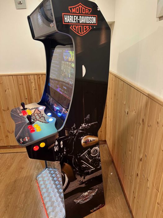 Maquina Arcade com 3000 Jogos Semi-nova (Pouco uso)- 2022