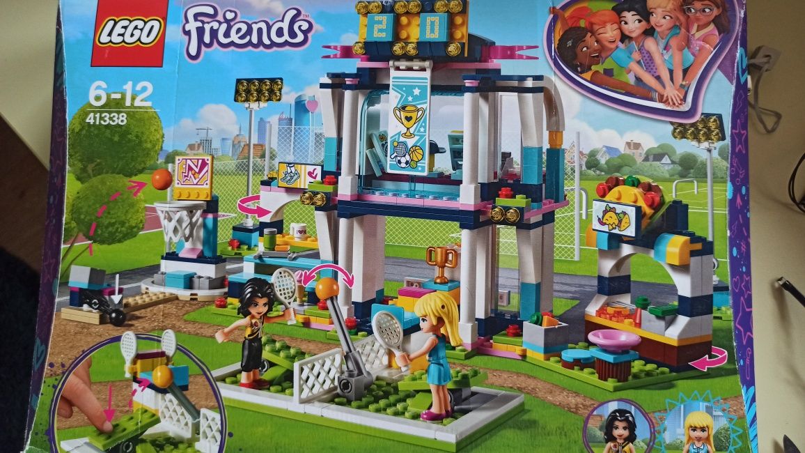 LEGO Friends 41338 Stadion Sportowy + gratisy