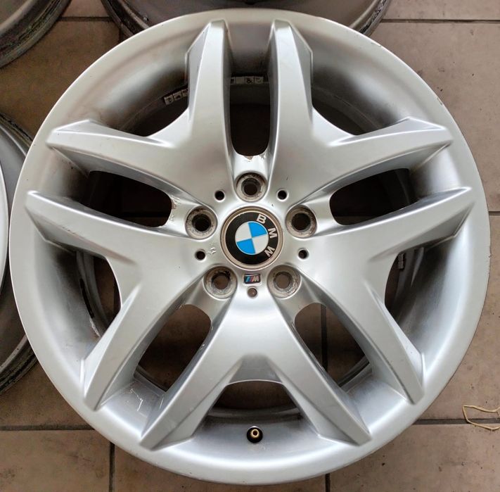 Felgi aluminiowe BMW M-Pakiet X1 E84 F48 X3 E83 F25 X4 F2618 cali 5x12