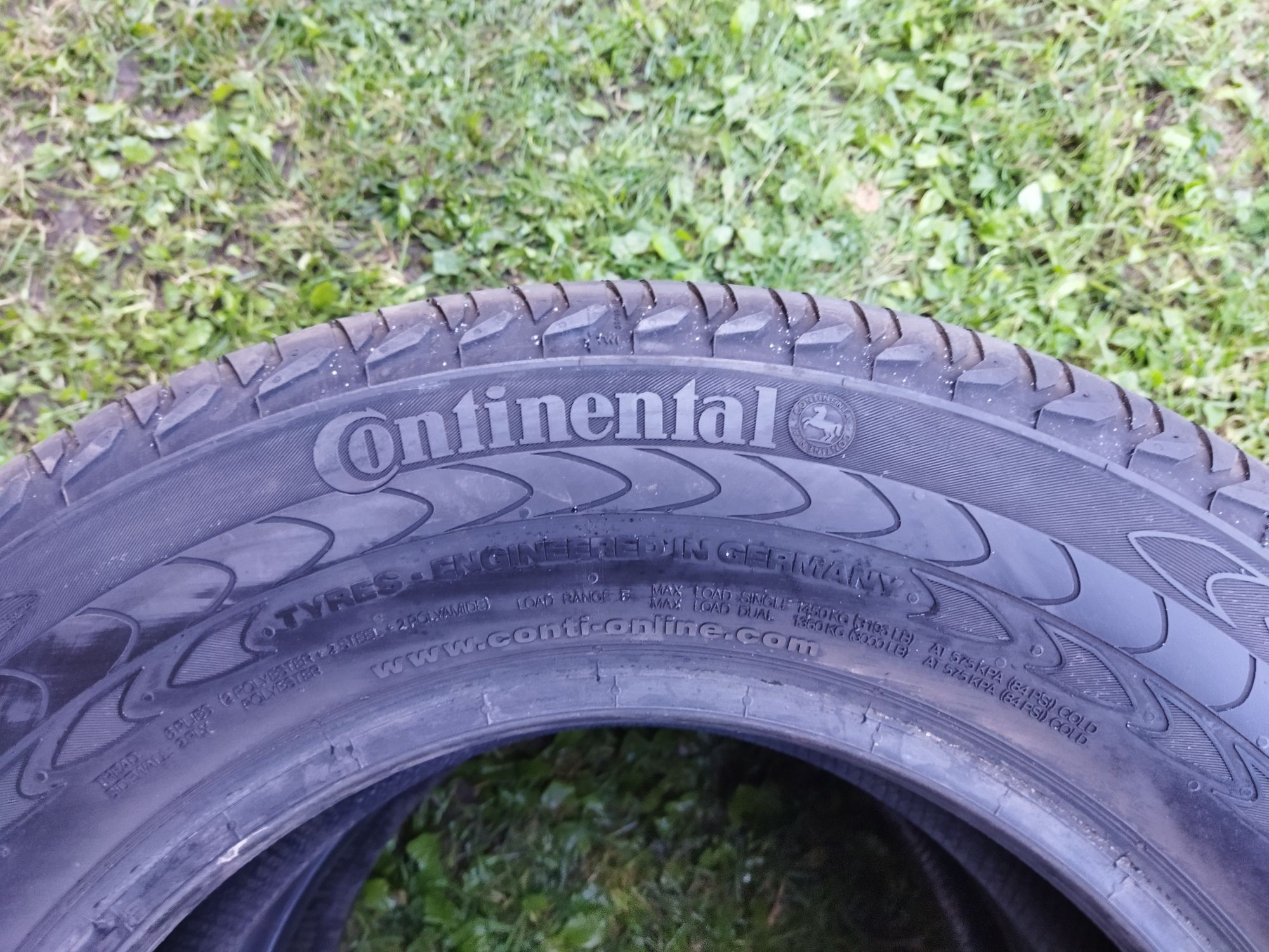 2 x opona letnia 235/65r16 C. Continental