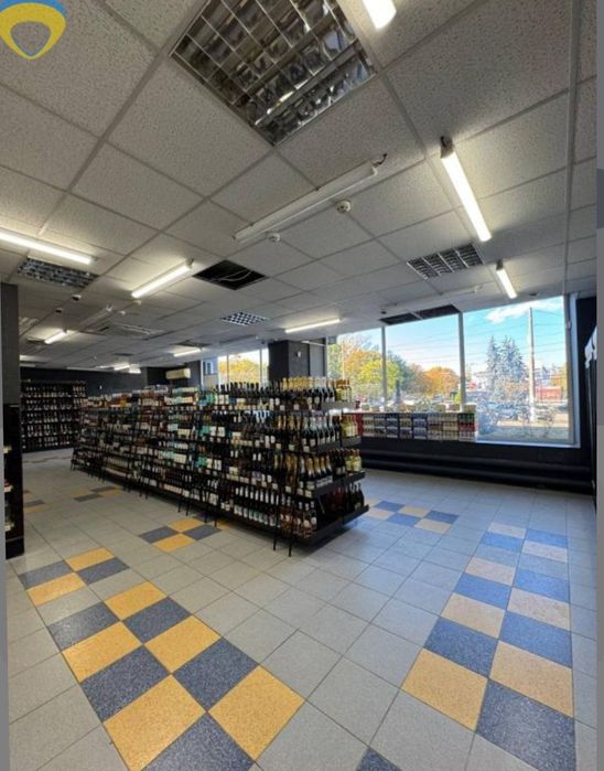 Продам фасадные,коммерческое помещение под любой вид деятельности. Оде