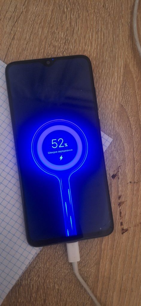 Продам мобільний телефон редмі 8
