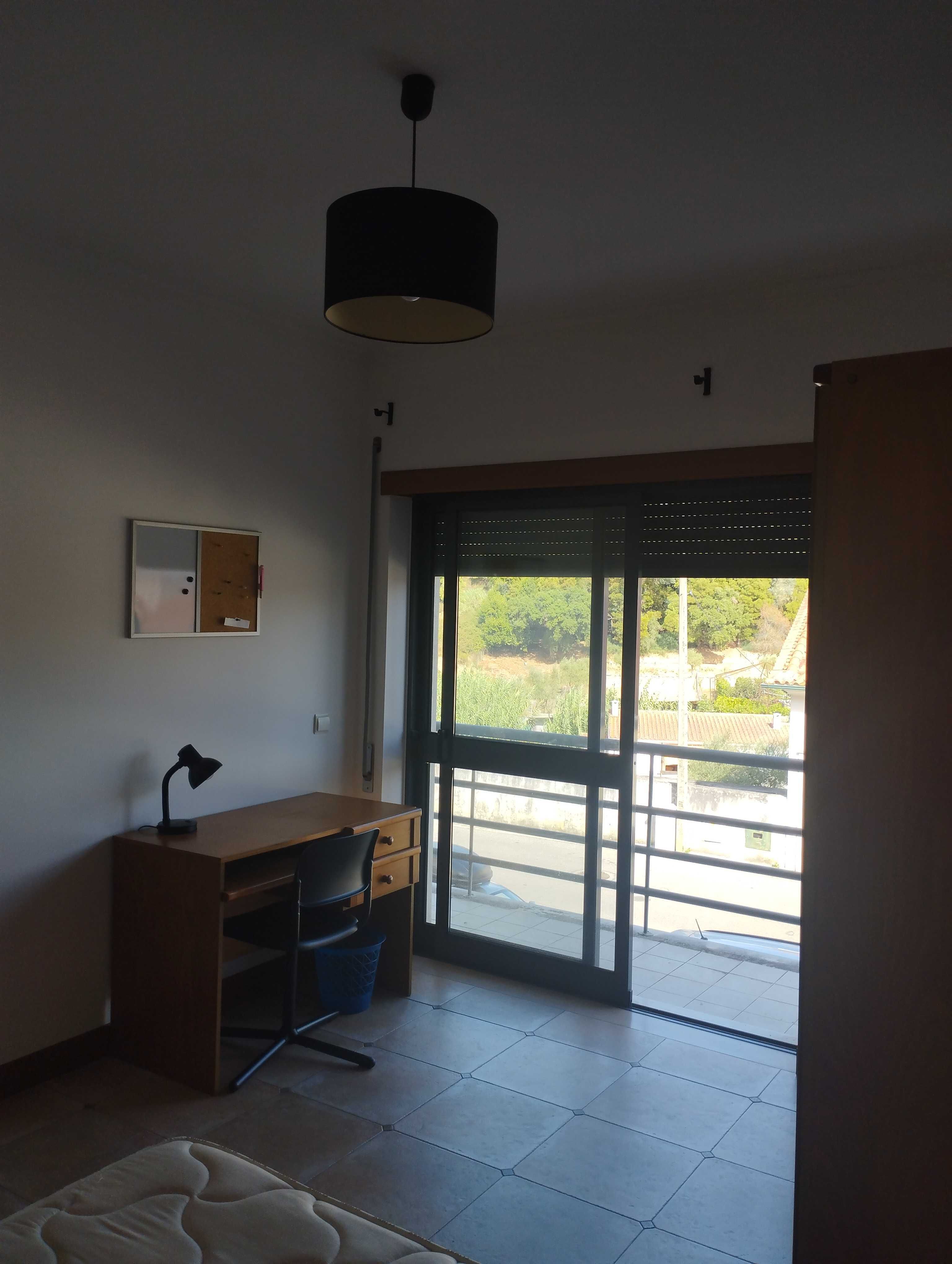 Arrendam-se Quartos a  Estudantes em São Martinho do Bispo, Coimbra