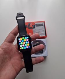 Smartwatch czarny