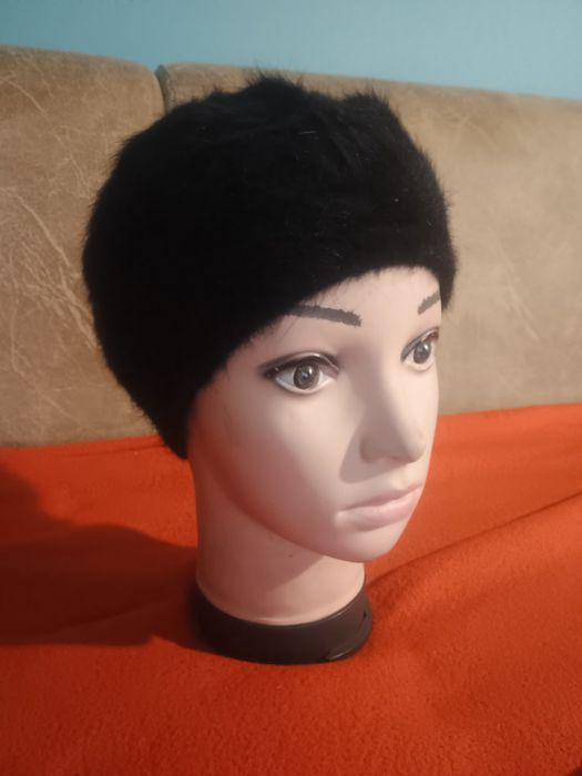 Beret brązowy 30% angora70% akryl