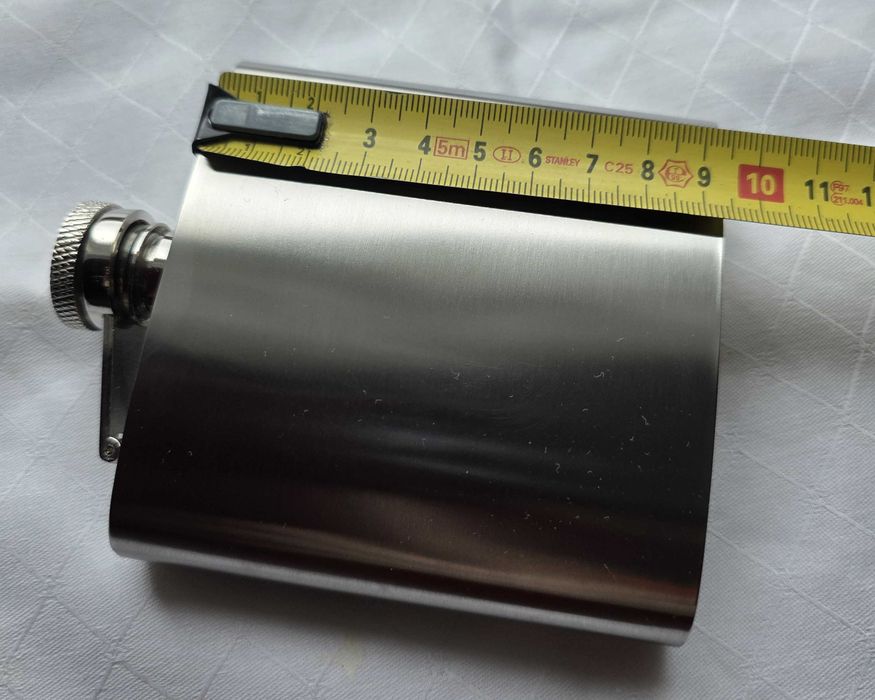 Piersiówka na alkohol ze stali nierdzewnej Stainless Steel