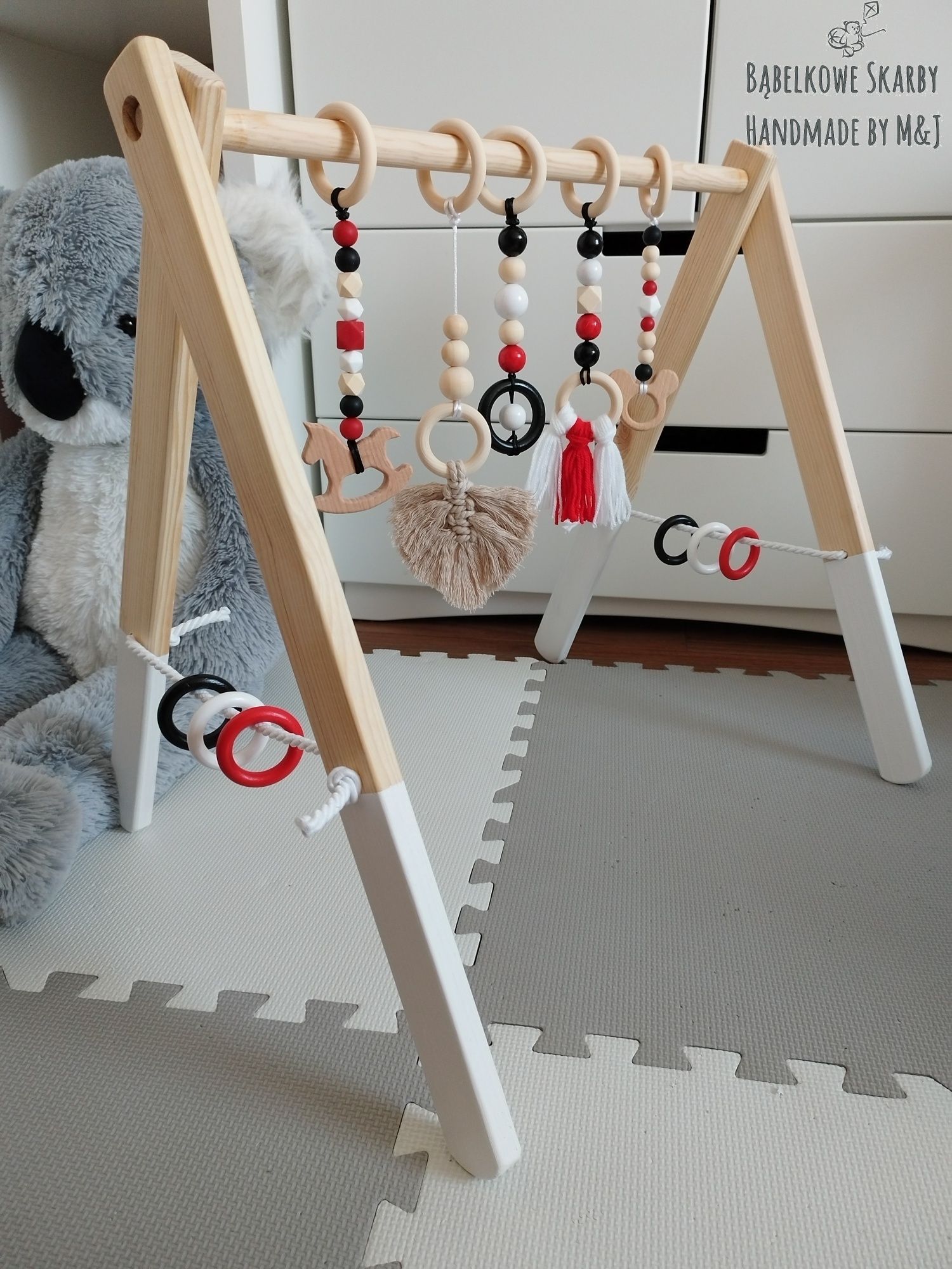 Nowy  Stojak edukacyjny drewniany Montessori Baby Gym