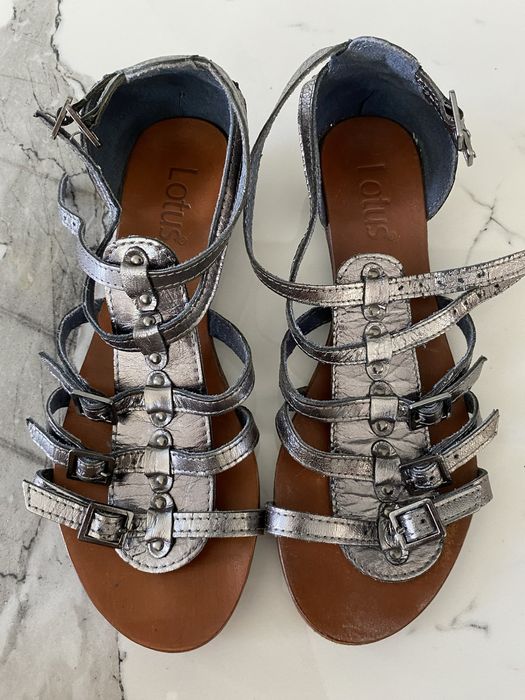 Sandały rzymianki Lotus  r. 37