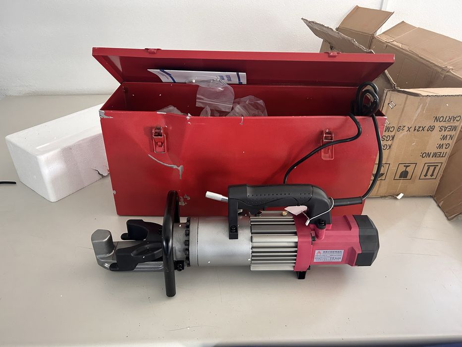 Maquina automatica de dobrar ferro 16