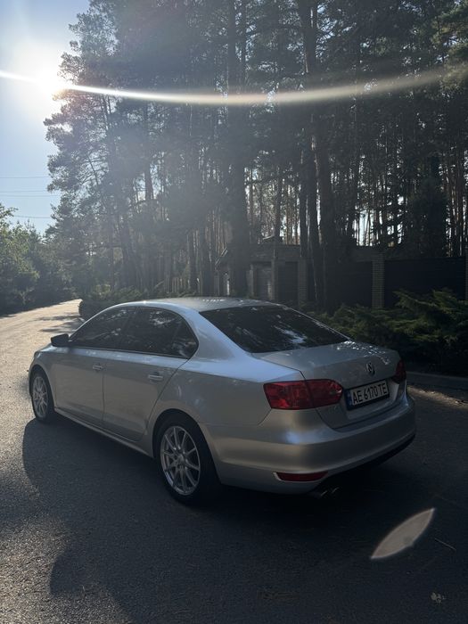 Volkswagen Jetta 2011 2.0