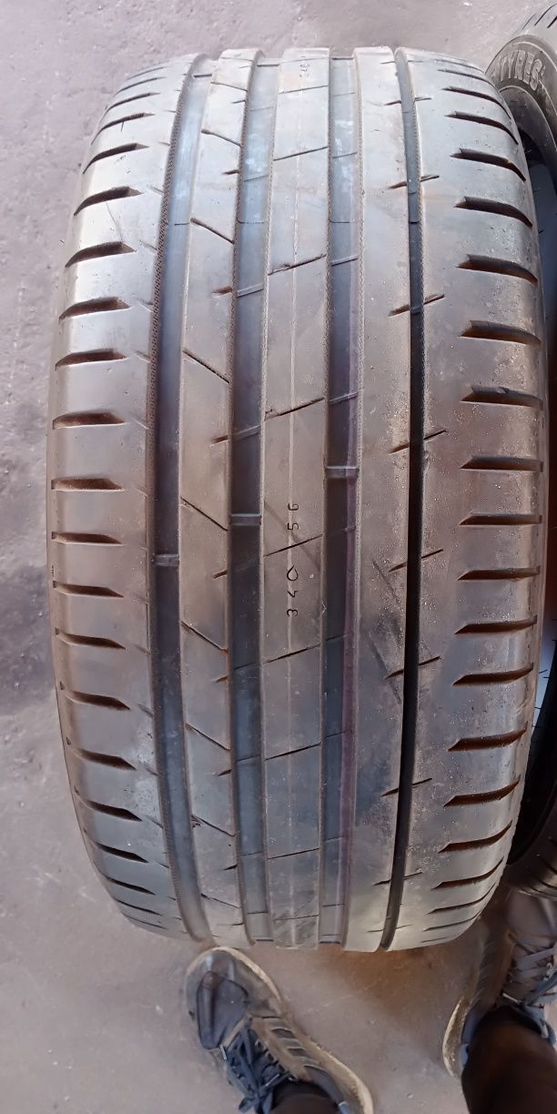 265/45 r20 Nokian