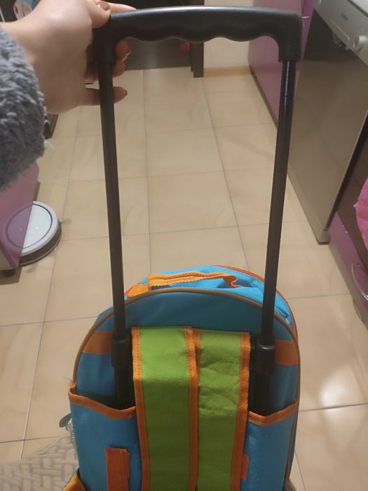 Чемодан дитячий на колесах skip hop