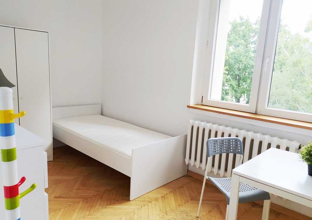 Pokój ul. Kasprzaka 5 Rondo Daszyńskiego metro; cena z opłatami