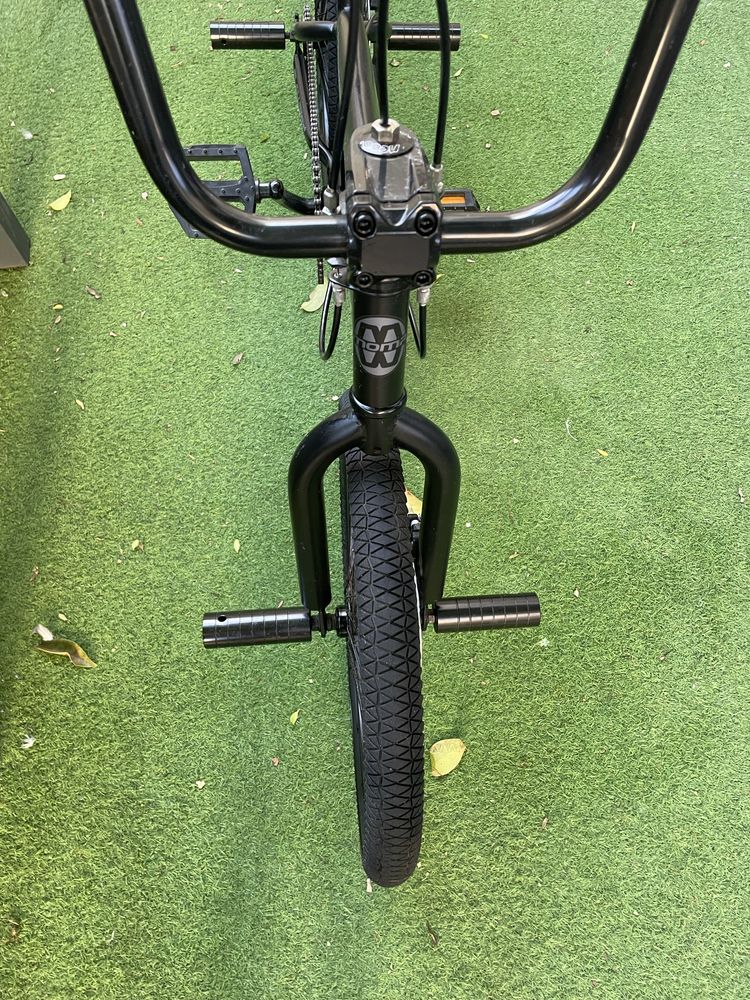 Bicicleta BMX Moma
