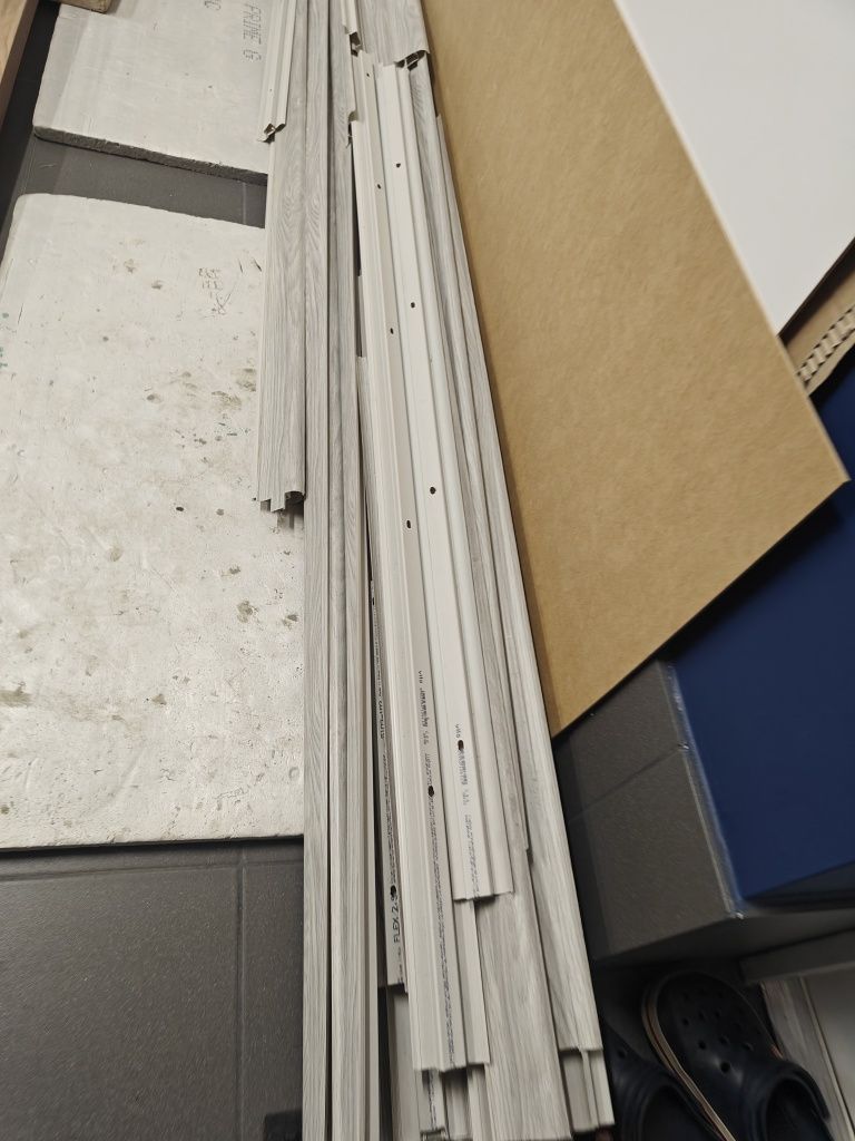 Listwy przypodłogowe PCV Świerk Norweski 5102 Flex Vox Vilo - 74 metry