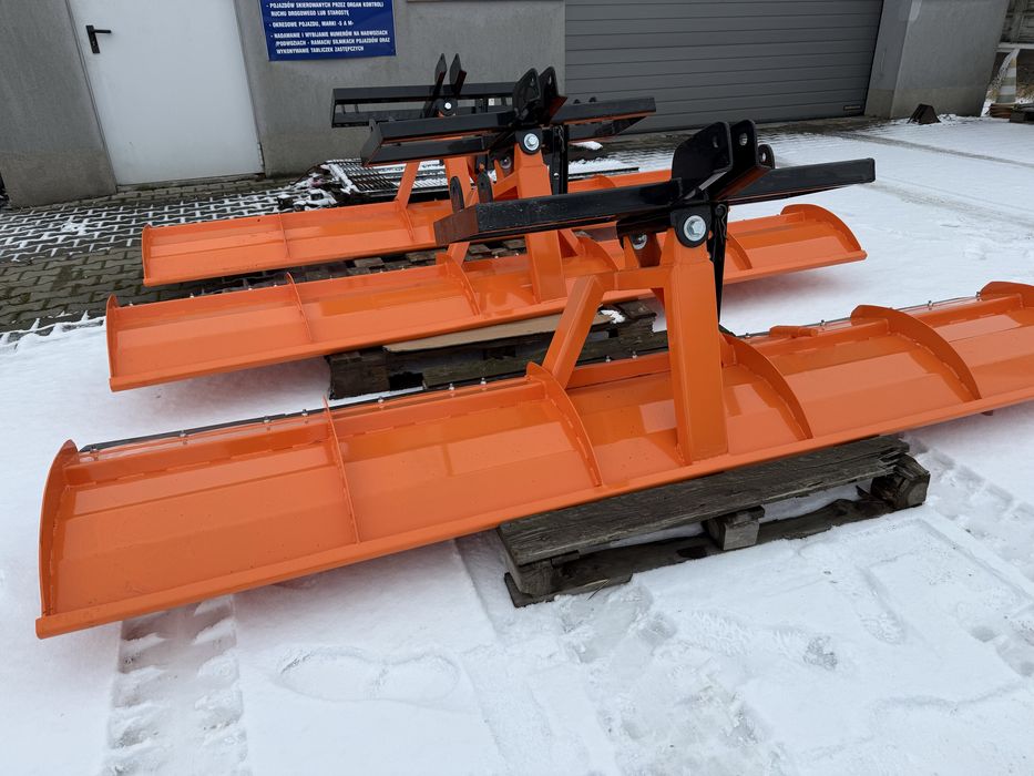 Pług do śniegu 2.5m 3.0m 250cm 300cm Dostępny od ręki.