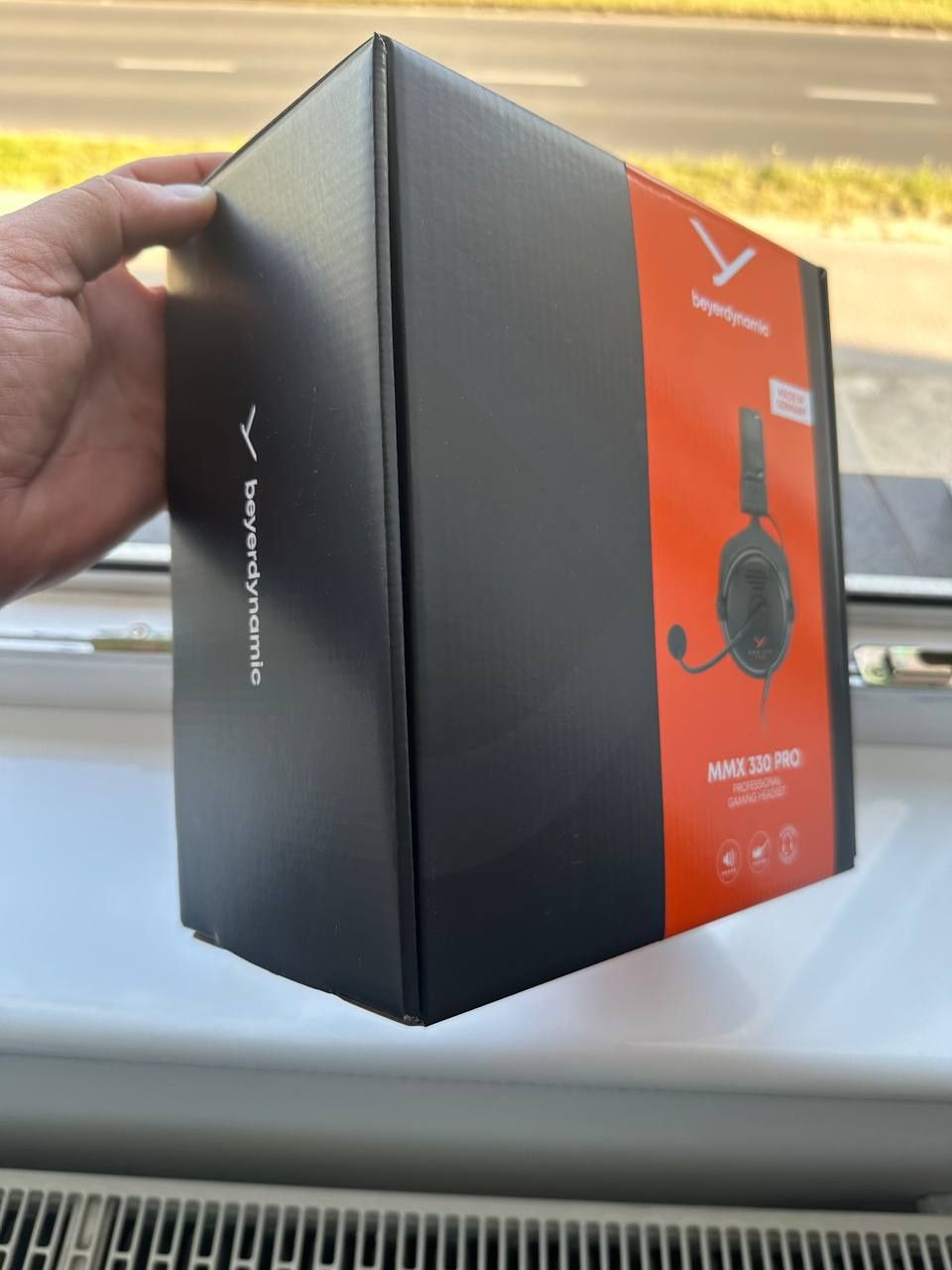 NOWE!!Słuchawki wokółuszne Beyerdynamic MMX 330 PRO