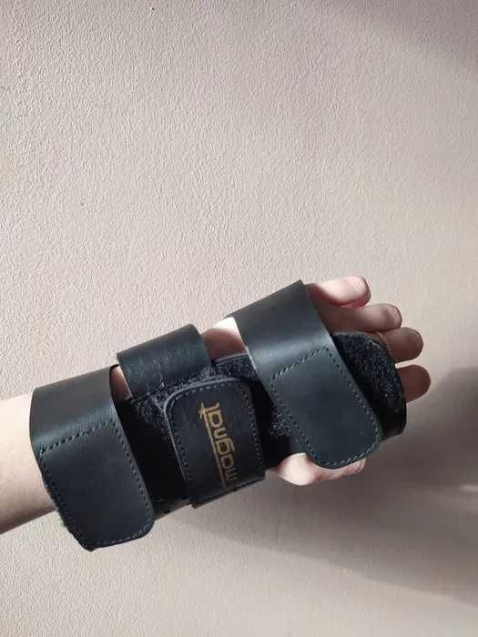 Orteza ochraniacz na lewą dłoń na rzepy stabilizator na nadgarstek