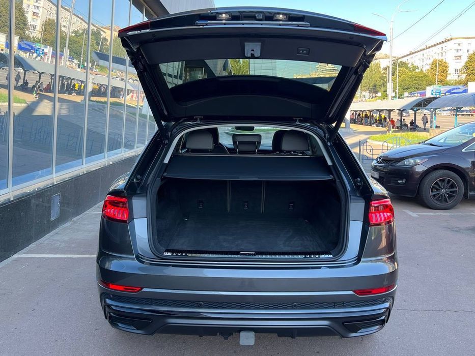 Audi Q8 2020 S-Line