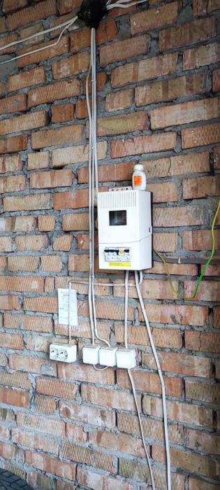 Продам гараж капітальний по вулиці Прибузькій 36