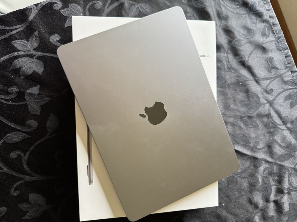 Apple Macbook Air M3 - com fatura e garantia