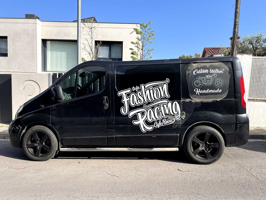 Opel Vivaro 2007 2.5 автомат, українська реєстрація Самовивіз Іспанія