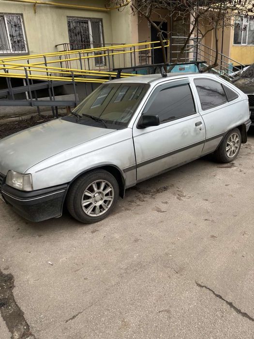 Продам авто в нормальном рабочем состоянии Opel Kadet