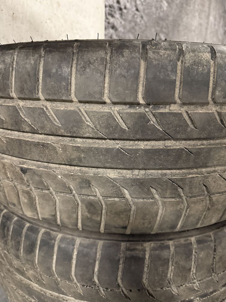 4x Opony r22 265/35 R22