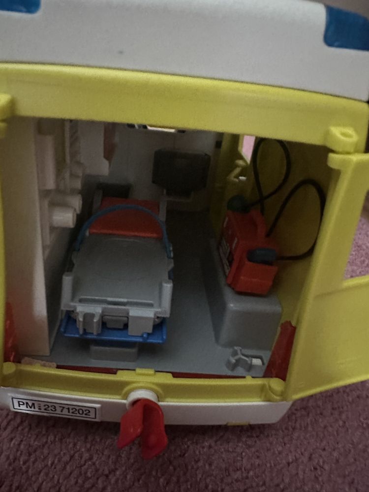 Karetka pogotowia Playmobil City Life