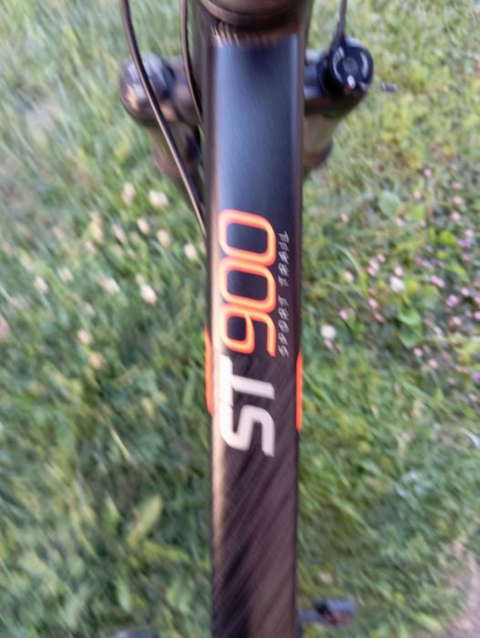 Bicicleta rockrider st 900