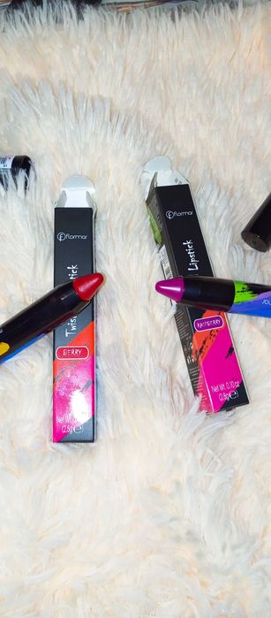 Помада True Color Фармаси