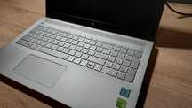 Laptop HP Pavilion i5 8gb RAM SSD