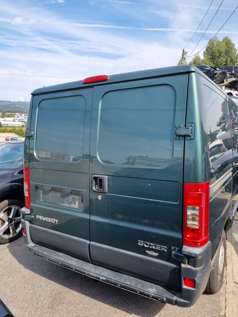 Peugeot Boxer 2.2 HDi de 2004 para peças