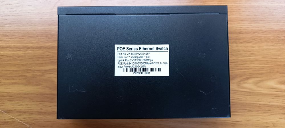 Switch PoE 8 + 2 portas 1G e 1 SFP 1G