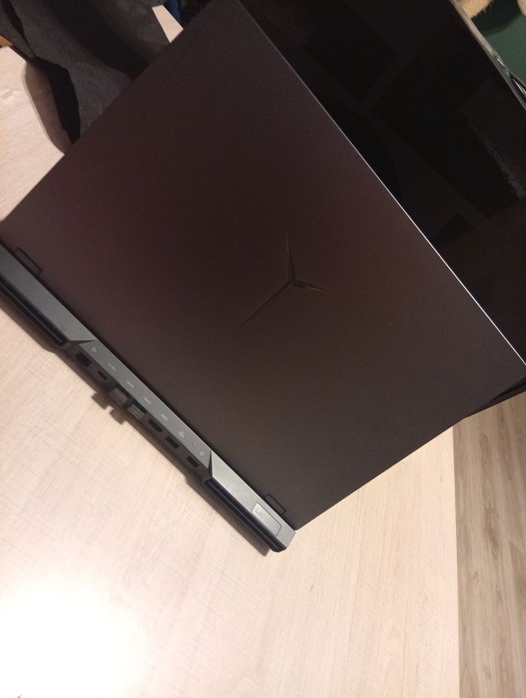 Lenovo Legion 5 Pro - RTX 3060 / Ryzen 5 / 16GB / 512GB SSD /