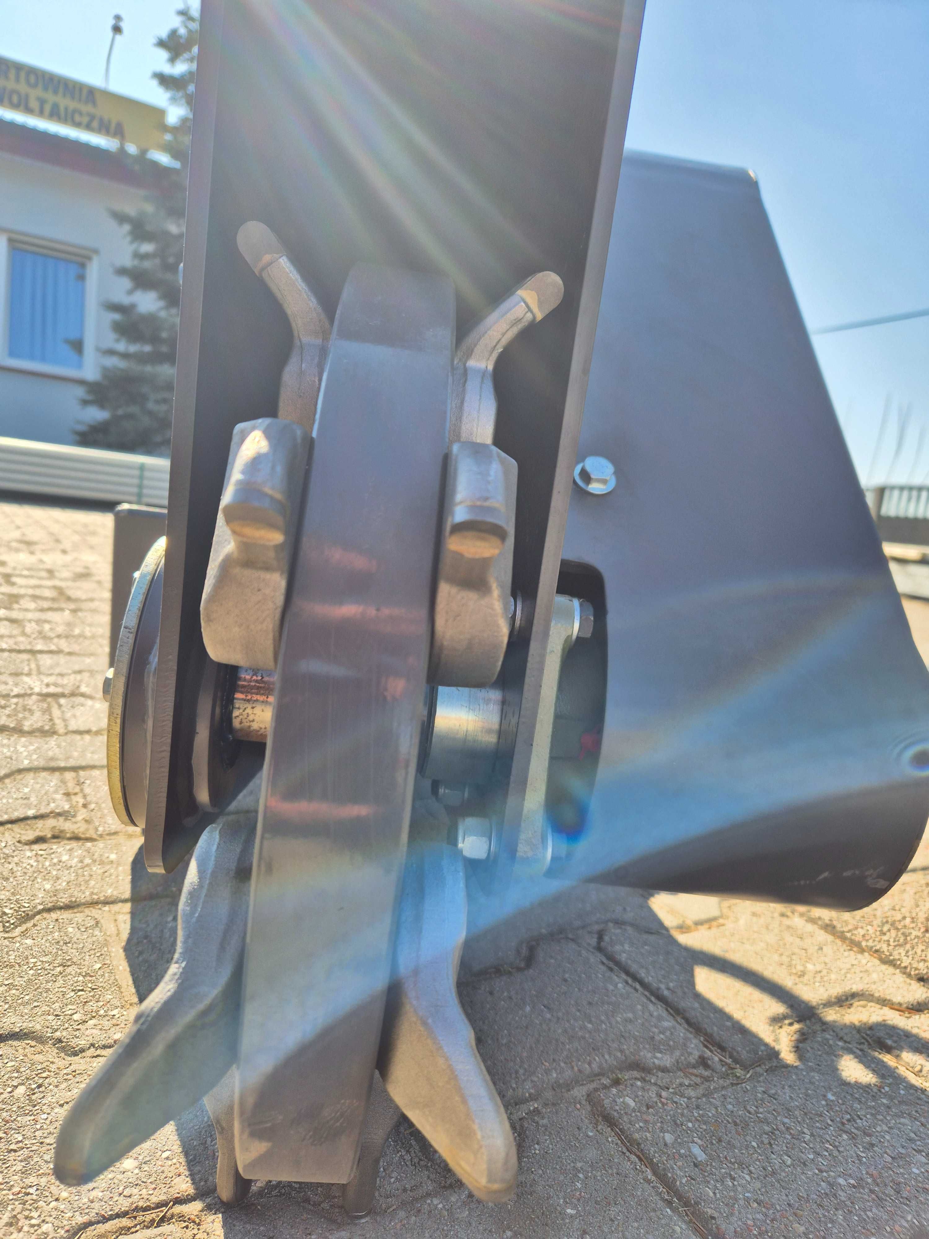 Frezarka hydrauliczna do pni, karczownik do mini-koparki lub skidsteer