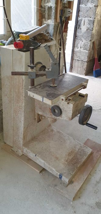 Верстат свердлильно-пазувальний