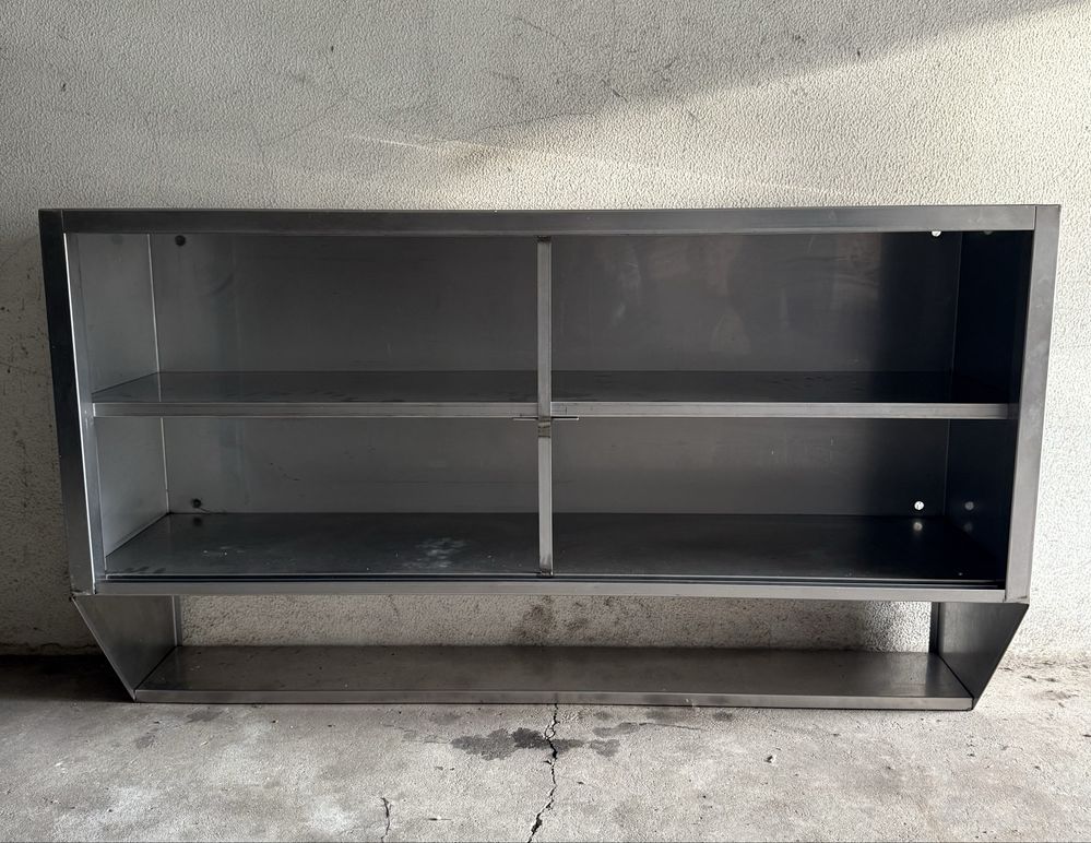 Armario de parede em inox para hotelaria